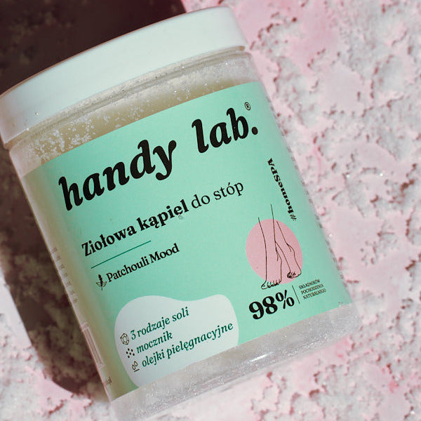 Ziołowa kąpiel do stóp wzbogacona olejkami – Patchouli Mood